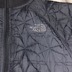 Authentic “The North face” Jacket like brand new!